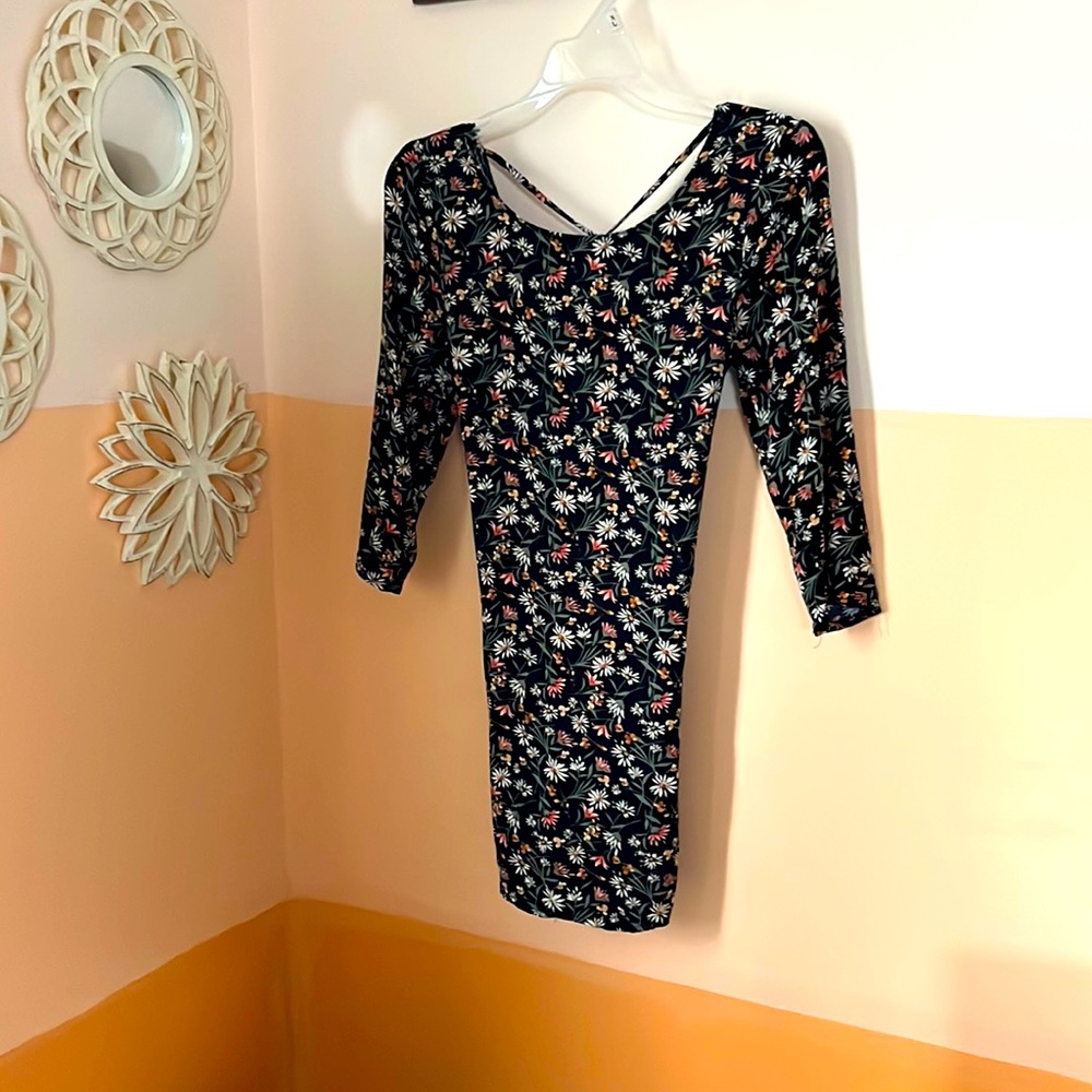 Floral mid sleeve mini dress